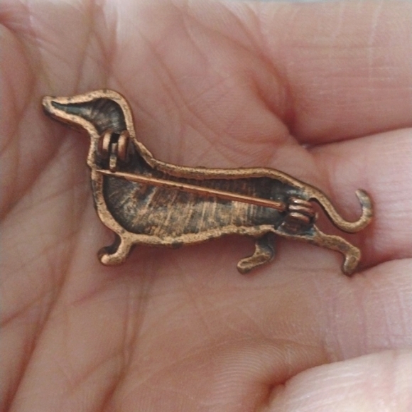 VINTAGE DACHSHUND COPPER AND LIGHT BLUE RHINESTONE 1.8" BROOCH - Picture 3 of 8